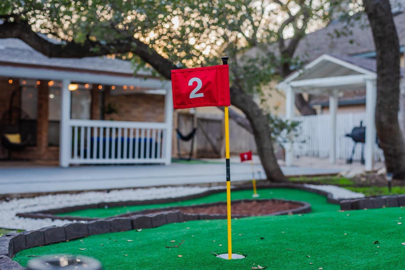 Beautiful Texas Ranch House, Game & Minigolf San Antonio